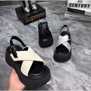 SANDAL ĐẾ ĐÚC MŨI TRÒN QUAI CHÉO CAO 7 PHÂN SIÊU PHẨM