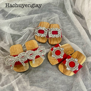 Dép guốc mộc cho bé dễ thương