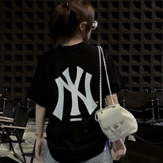 Áo thun MLB chất poly cotton chất đẹp dày dặn hai màu đen trắng phom rộng nam nữ, áo unisex nam nữ có size đẹp