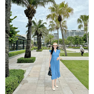 Váy thêu hoa dập nhiệt xanh - alisa