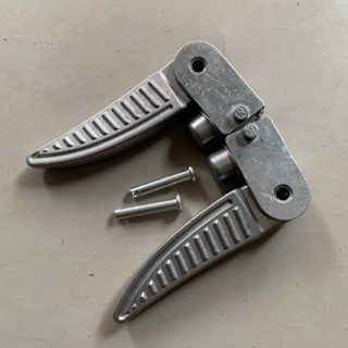 Để chân của xe điện Gogo loại đẹp hàng chính hãng