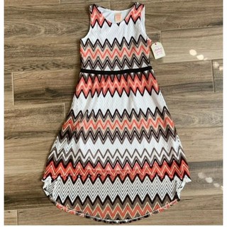 Váy bé gái xuất dư