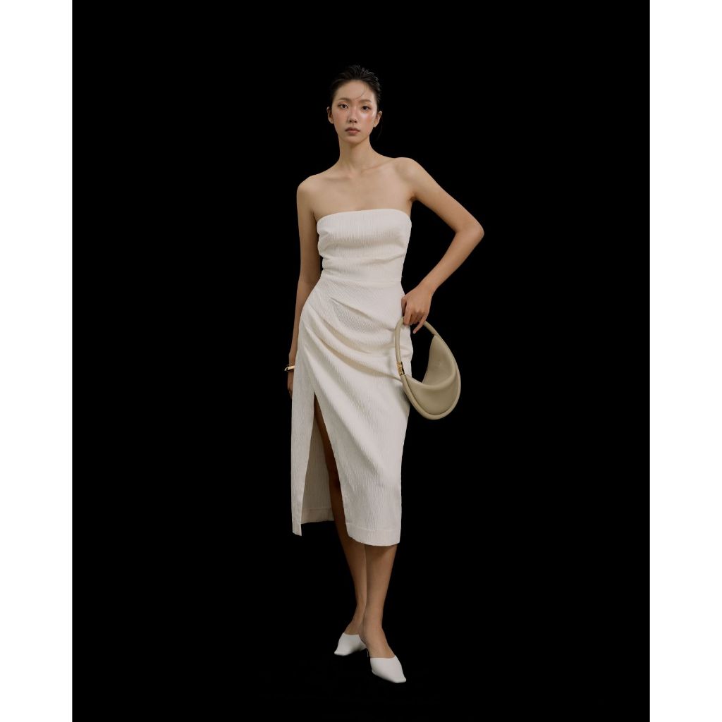 SEASON STUDIOS | đầm ôm xẻ tà Linis Dress