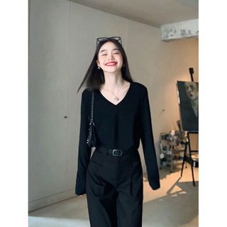ÁO THUN TAY DÀI CỔ TIM