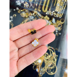 mặt dây chuyền 4 lá vàng
