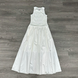 Đầm midi kem sát nách