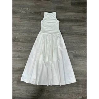 Đầm midi kem sát nách