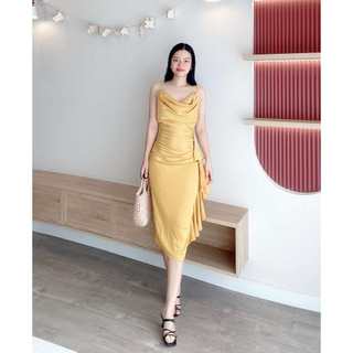 Đầm lụa 2 dây cổ tim nhẹ nhàng thanh lịch