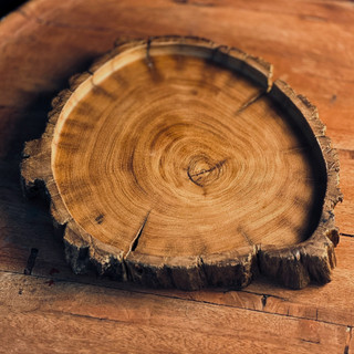 Đĩa gỗ tròn, khay trà tròn gỗ lũa nguyên tấm decor