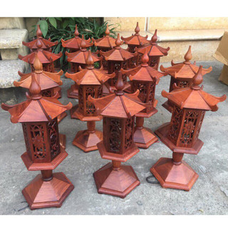Cặp đèn thờ mái chùa gỗ hương cao 48cm