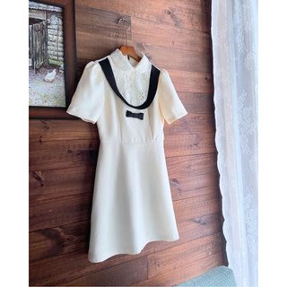 𝐒𝐄𝐃𝐔𝐈𝐒𝐀𝐍𝐓.𝐑𝐄𝐕 - 𝐋𝐎𝐕𝐄 𝐒𝐈𝐆𝐇𝐓 𝐃𝐑𝐄𝐒𝐒 - Váy dạ trắng kem mỏng phối ren thanh lịch