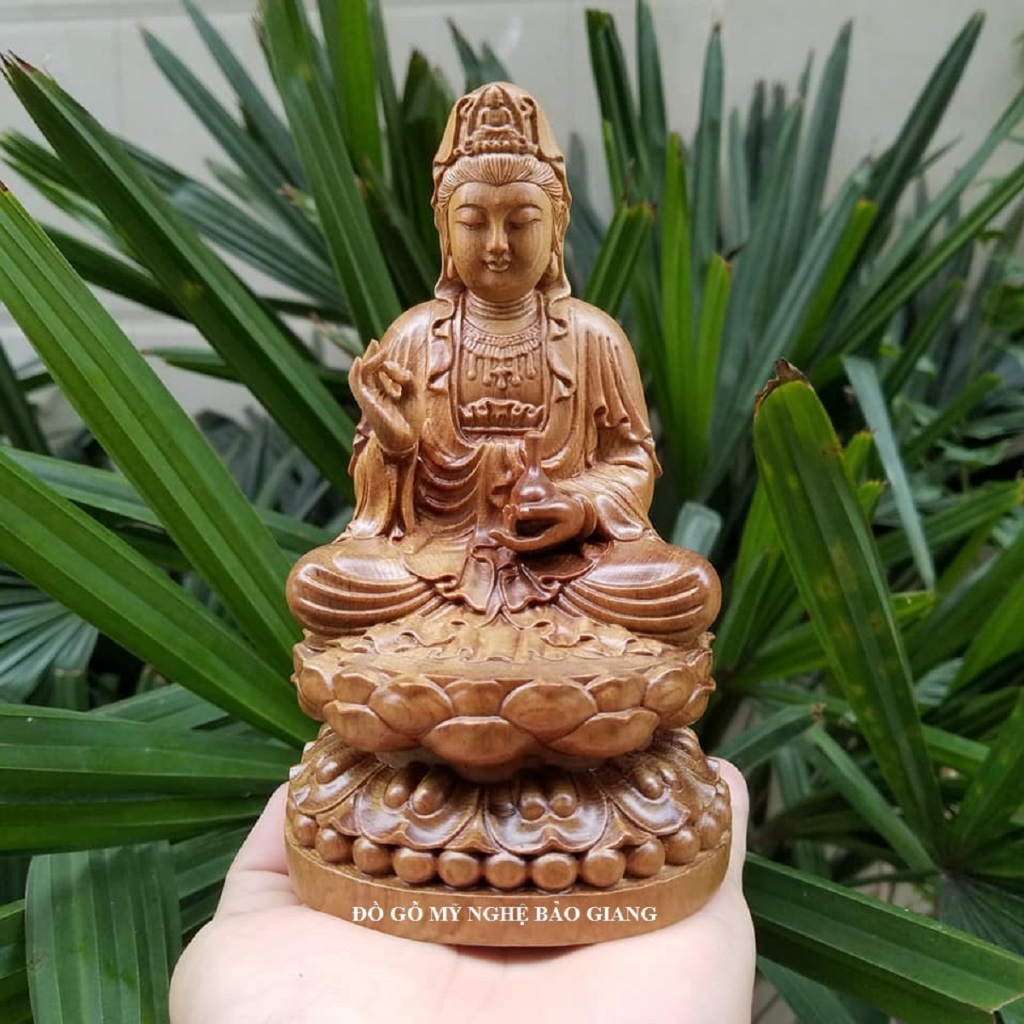 Tượng phật bà quan âm bằng gỗ thơm