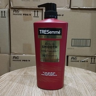 Dầu gội Tresemme Keratin Smooth 640g