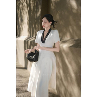 ĐẦM MIDI TRẮNG CỔ V VIỀN ĐEN