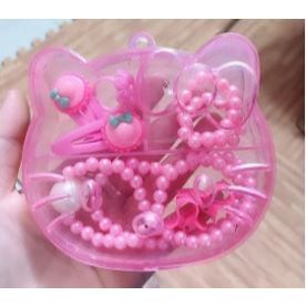 Bộ Sản Phẩm 5 Món Làm Đẹp Hello Kitty Cho Bé