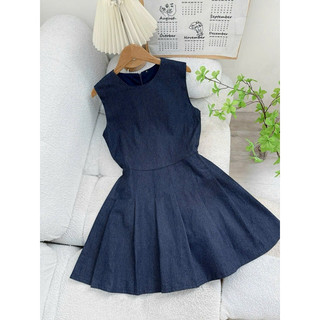( Hàng có sẵn ) Đầm jean cổ tròn phối xếp ly xoè