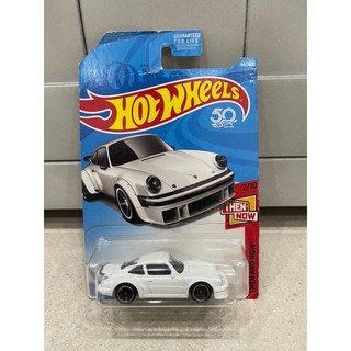 Xe mô hình đồ chơi hotwheels 1:64 - porsche 934 turbo rsr
