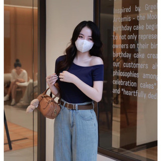 Áo thun lệch vai wg we