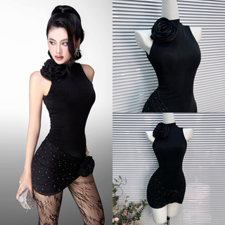 👗đầm body cổ cao tag hoa tùng phối