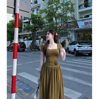 ĐẦM MIDI CỔ U HOA EO