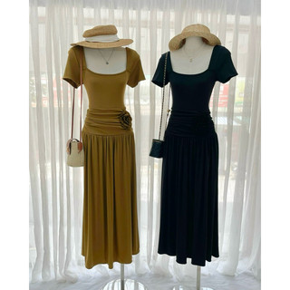 ĐẦM MIDI CỔ U HOA EO