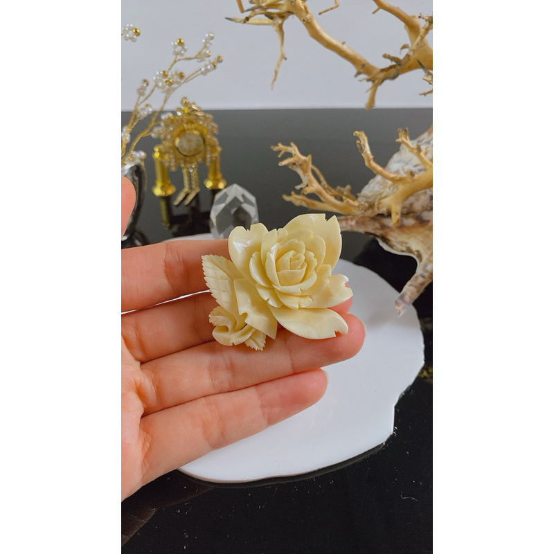 CÀI ÁO HOA HỒNG ĐIÊU KHẮC VINTAGE SECONDHAND NHẬT BẢN BOU JEWELRY VINTAGE