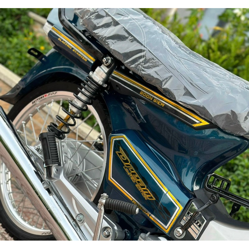 tem chế xe Dream màu xanh rêu limited- Tem decal 3 lớp