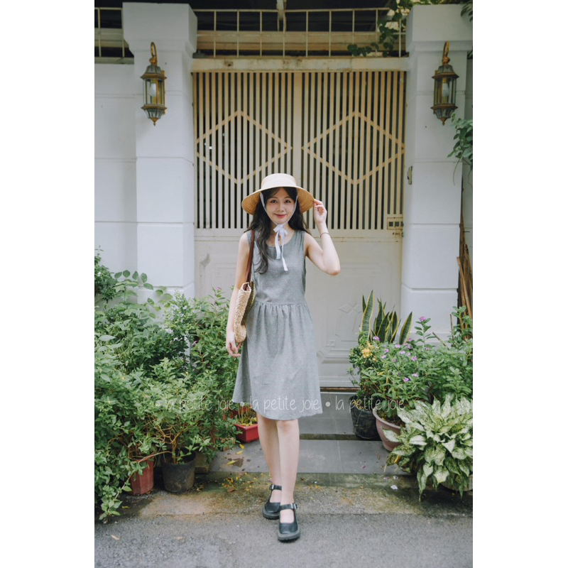 Lapetitejoie Váy kẻ Flora Dress