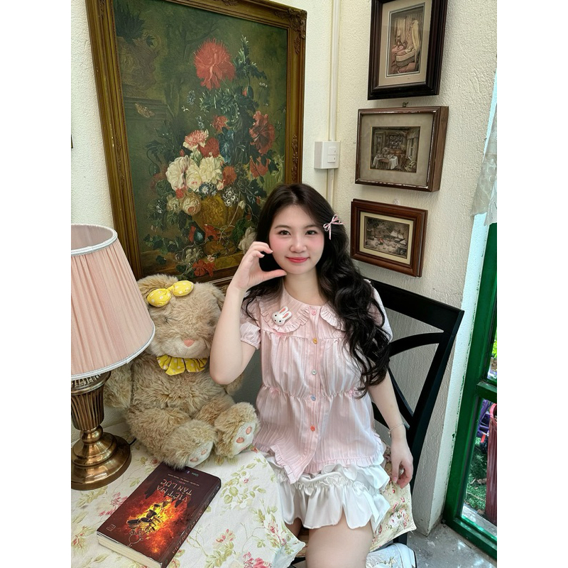 [ TẶNG GHIM ICON random] Set Áo 7 màu và Cv Chicc xếp tầng | BigBuy360 - bigbuy360.vn