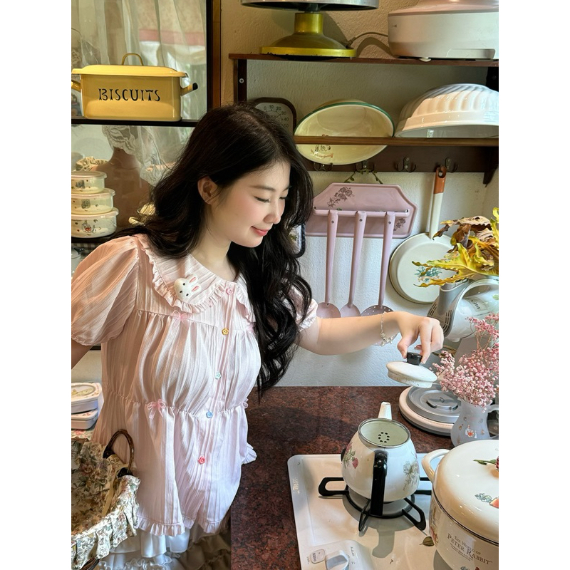 [ TẶNG GHIM ICON random] Set Áo 7 màu và Cv Chicc xếp tầng | BigBuy360 - bigbuy360.vn