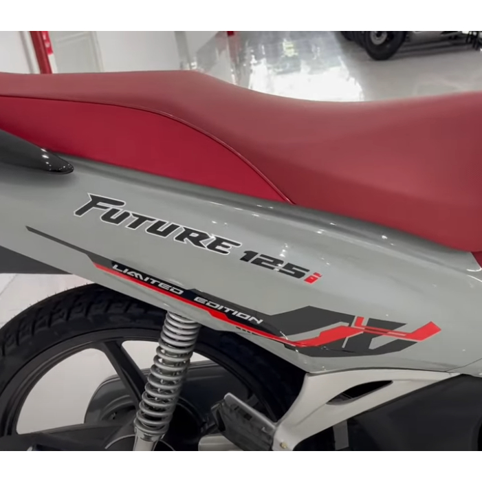 Tem Future 2024 ( Future Led ) . Decal cao cấp, tách nền dán lên mọi màu xe. Tem màu đỏ + đen