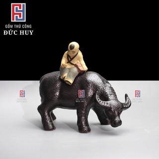 Mô hình gốm Bé cưỡi trâu cúi đầu trang trí hòn non bộ