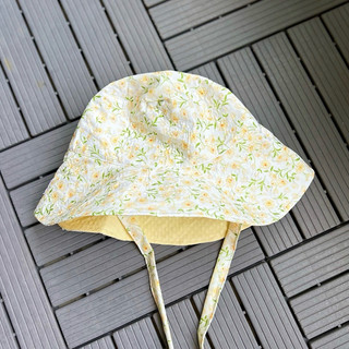 Mũ vành cụp vải hoa