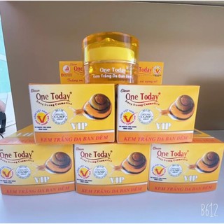 Kem trắng da ban đêm vip one today 15g