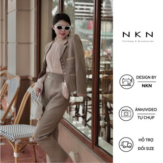 Áo vest nữ, blazer nữ NKN Gena màu kẻ nâu, thiết kế dáng suông, chất liệu cao cấp.
