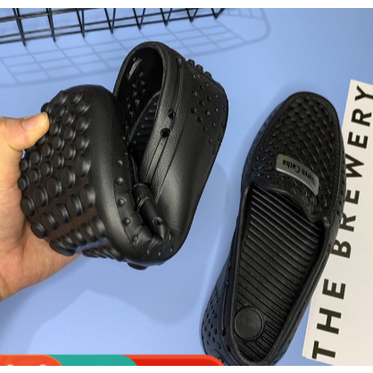 Giày siêu nhẹ lỗ nam đi mưa BIOREN CATHA màu đen - K1039
