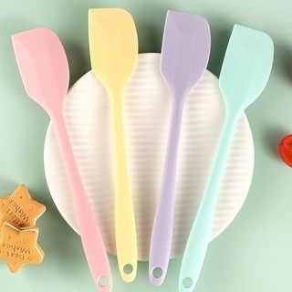 Dụng cụ làm bánh: Spatula phới trộn bột , phới dẹt silicon , muôi lật thức ăn xA7