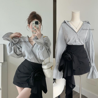 Set áo sơ mi kèm chân váy đính hoa hồng