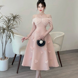 Váy trễ vai phối lưới ngọc