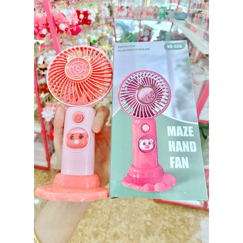 quạt đầu gấu đáng yêu