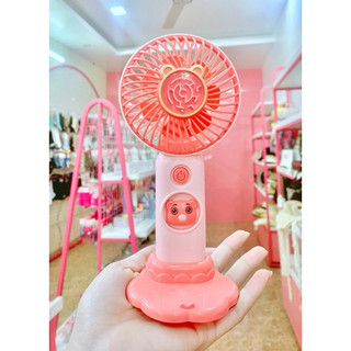 quạt đầu gấu đáng yêu