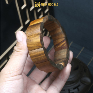 Vòng tay gỗ Bách xanh Mộc Châu Bản dẹt 18x22mm thơm ngọt tự nhên - May mắn, Bình An | Thiên Mộc Bảo