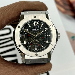 Hublot classic mặt black lộ lịch
