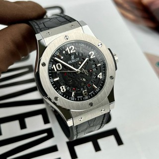 Hublot classic mặt black lộ lịch
