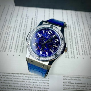 Hublot classic Phiên bản lộ lịch
