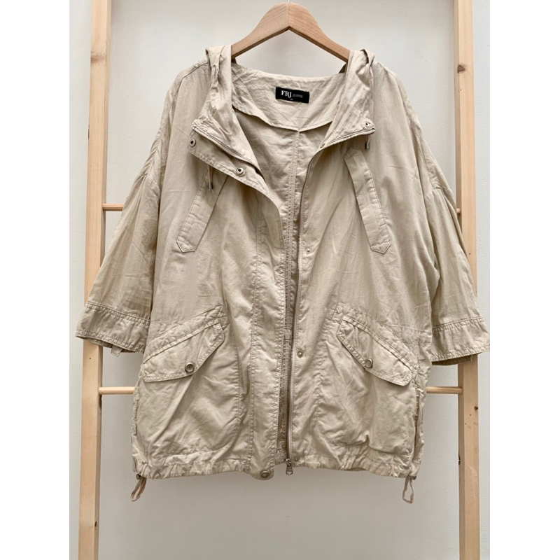 Áo khoác vải xô FRJ Jeans Hàn Quốc (like new)