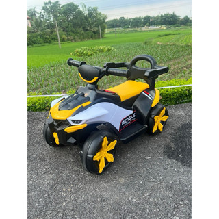 Xe máy điện cho bé mã 818 có đèn nhạc, bình acquy, bàn đạp chân ga đồ chơi