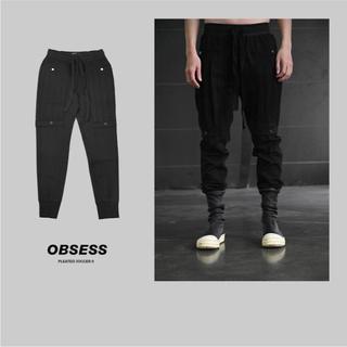 Quần Jogger ly dọc OBSESS Brand Pleated Jogger Oze