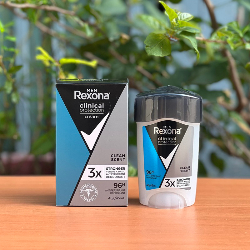 Lăn khử mùi cho nam Rexona Men Clinical Protection Clean Scent 3X 45ml.