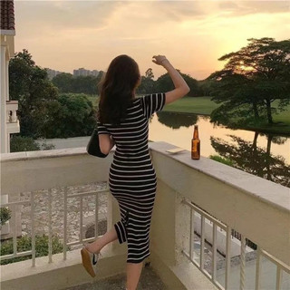 Đầm đen len sọc🖤